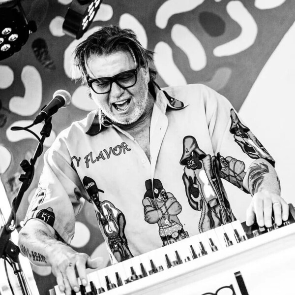 Coen van Dam & Friends